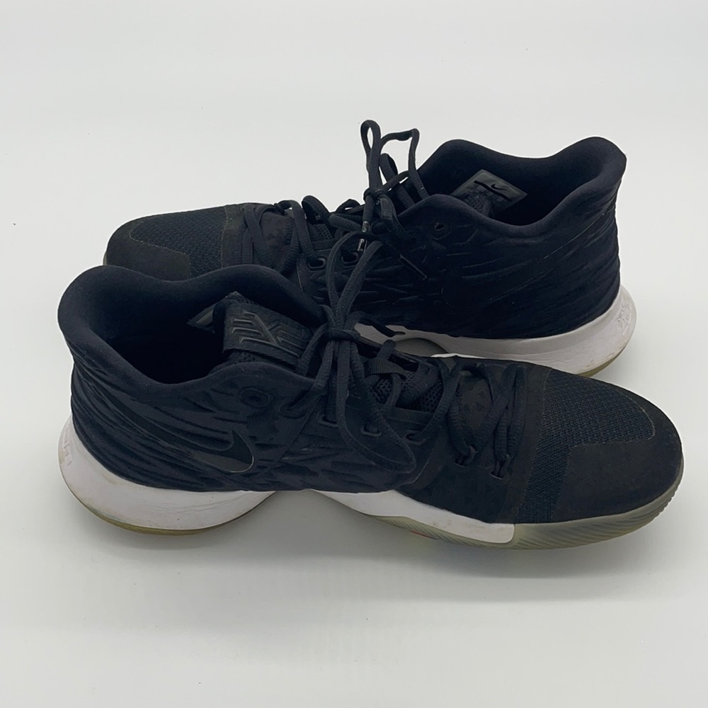 Nike kyrie 3 zoom men’s black sneakers 13